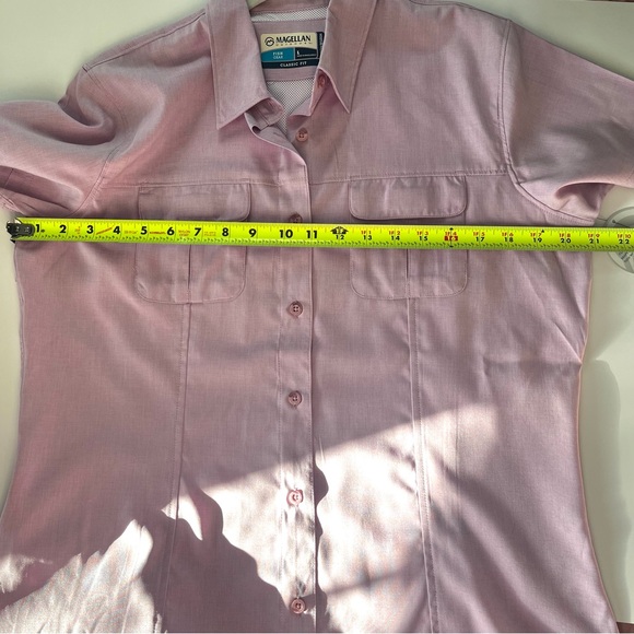 Magellan Outdoors Women’s Fish Gear Classic Fit Short Sleeved Button Down Large - Picture 6 of 7